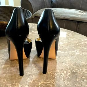 Jessica Simpson high heel shoes